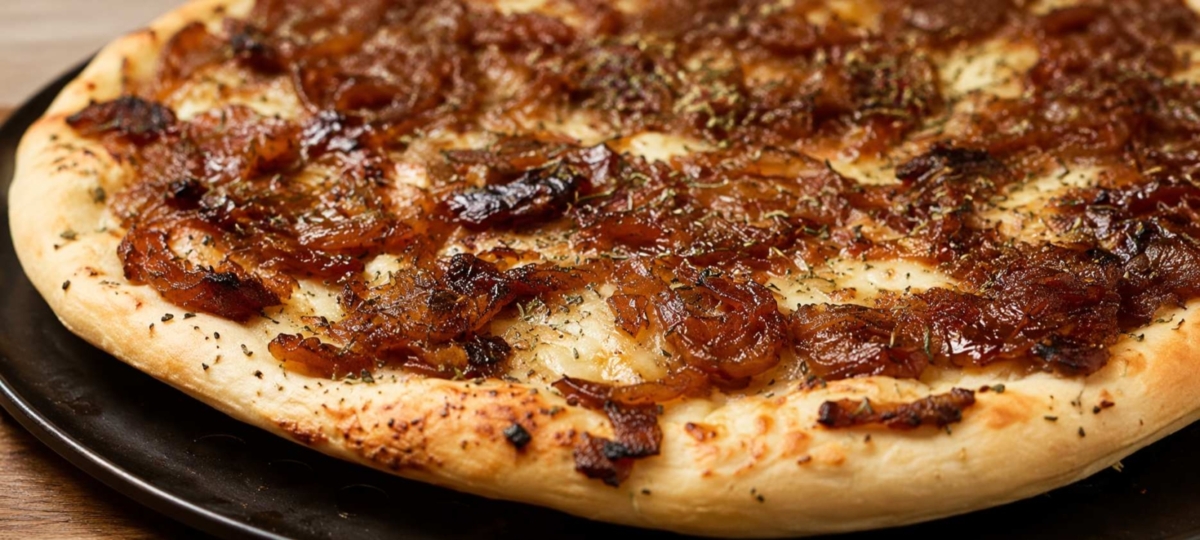 Grilled caramelized pizza.