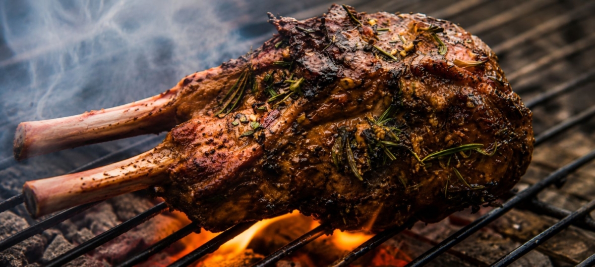 Double boned lamb chop grilled on its side