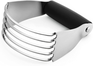 pastry-cutter.