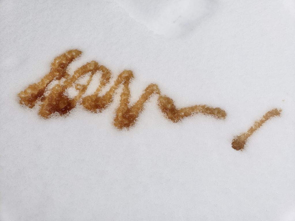 How to Make Maple Taffy On Snow