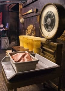 Scale at Smitty's BBQ.