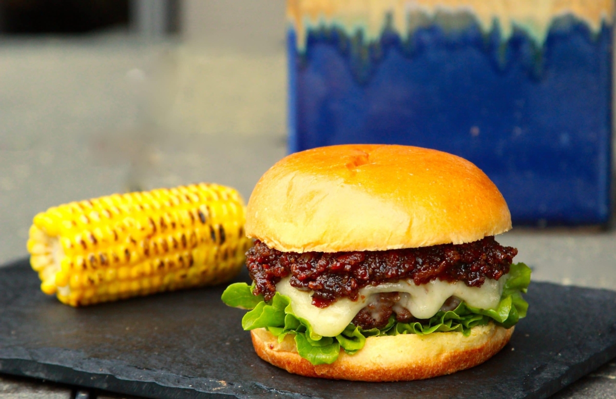Bacon jam burger
