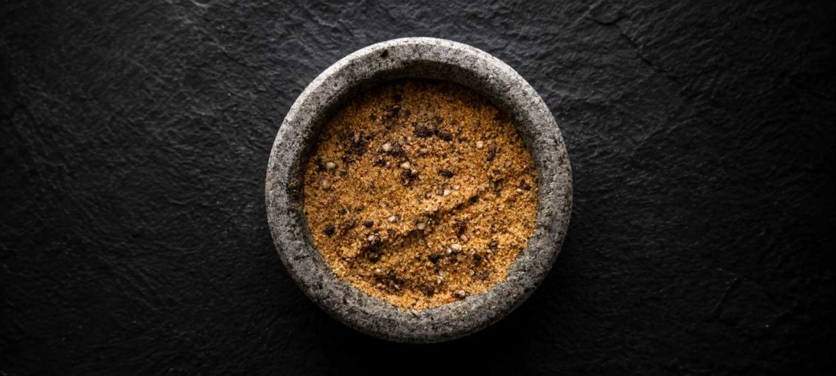Pastrami rub in a circular bowl