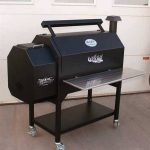 Blazn' Grill Gridiron pellet smoker