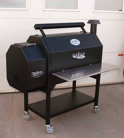 Blaz n Grill Works Gridiron Pellet Smoker Review