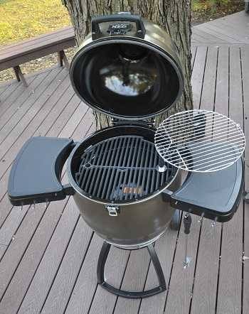 broil king keg with lid up