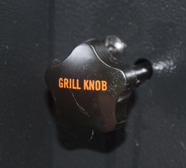 Black knob labeled "Grill Knob"