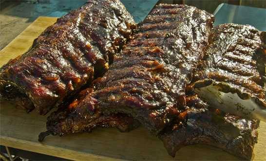 chile chocolate barbecue sauce on ribs