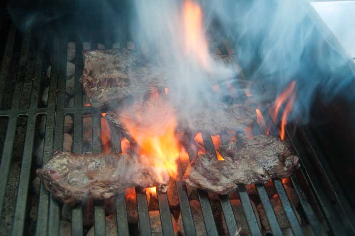 Cuisinart Woodcreek grilled steak