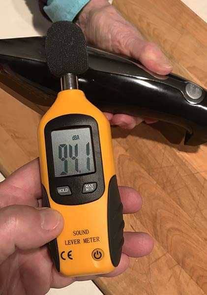 electric knife noise test