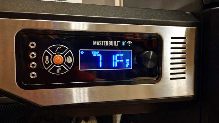 Masterbuilt Gravity Series 560 Digital Charcoal Grill + Smoker Review