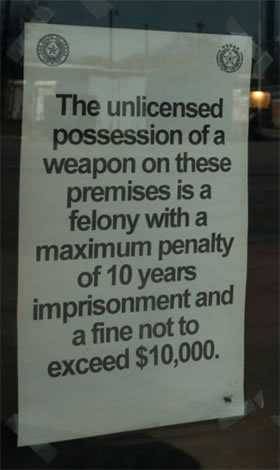 Sign from a Texas restaurant prohibiting unlicensed firearms on premises