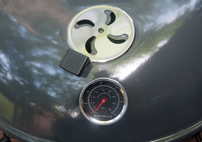 Slow 'N Sear thermometer