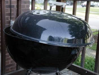 When (and When Not) to Use the Grill Lid