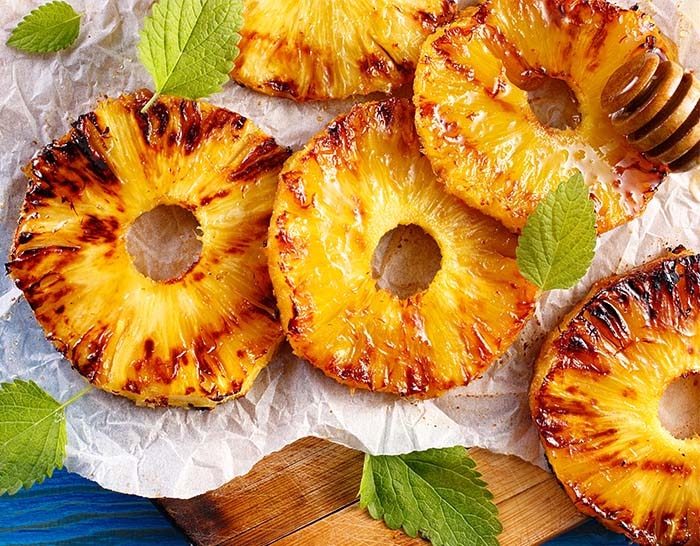 grilled pineapple rings