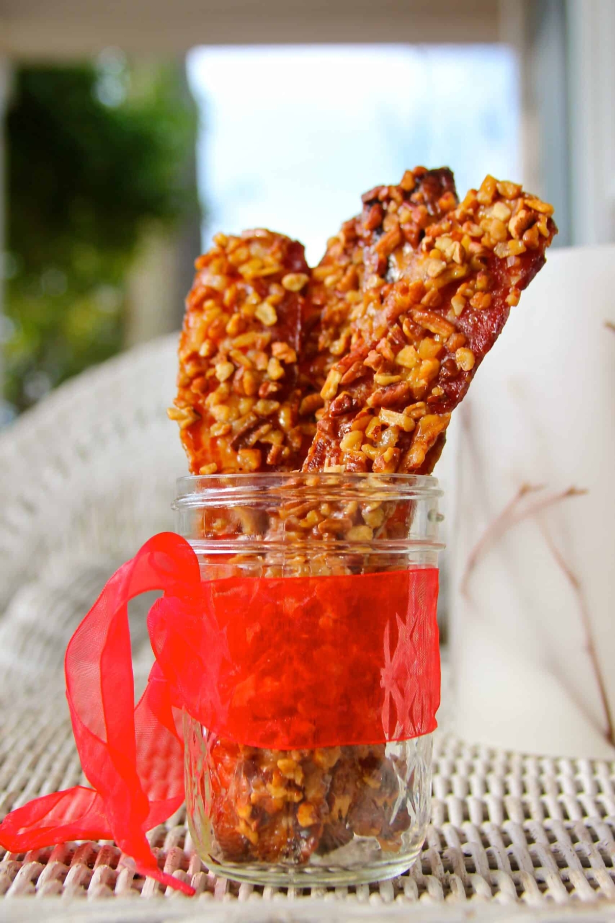 praline bacon in a mason jar