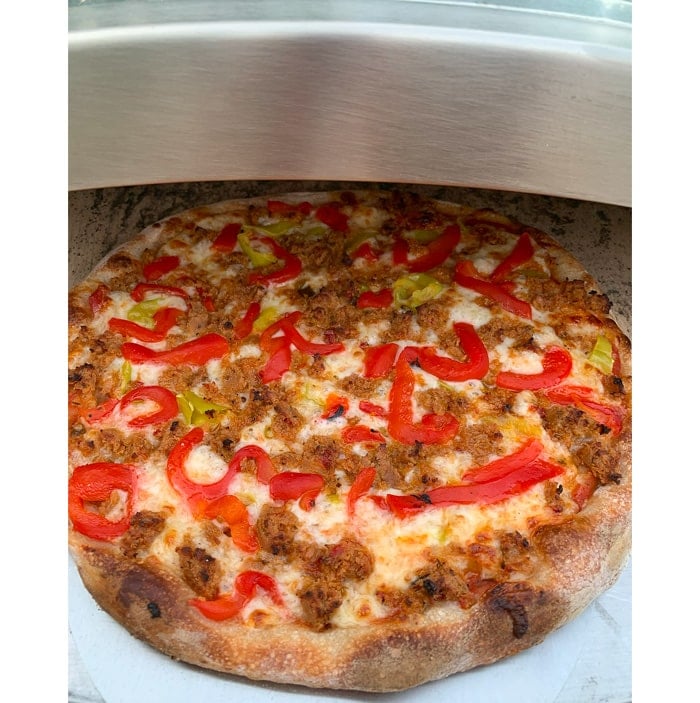 Italia Pizza Oven sausage pizza