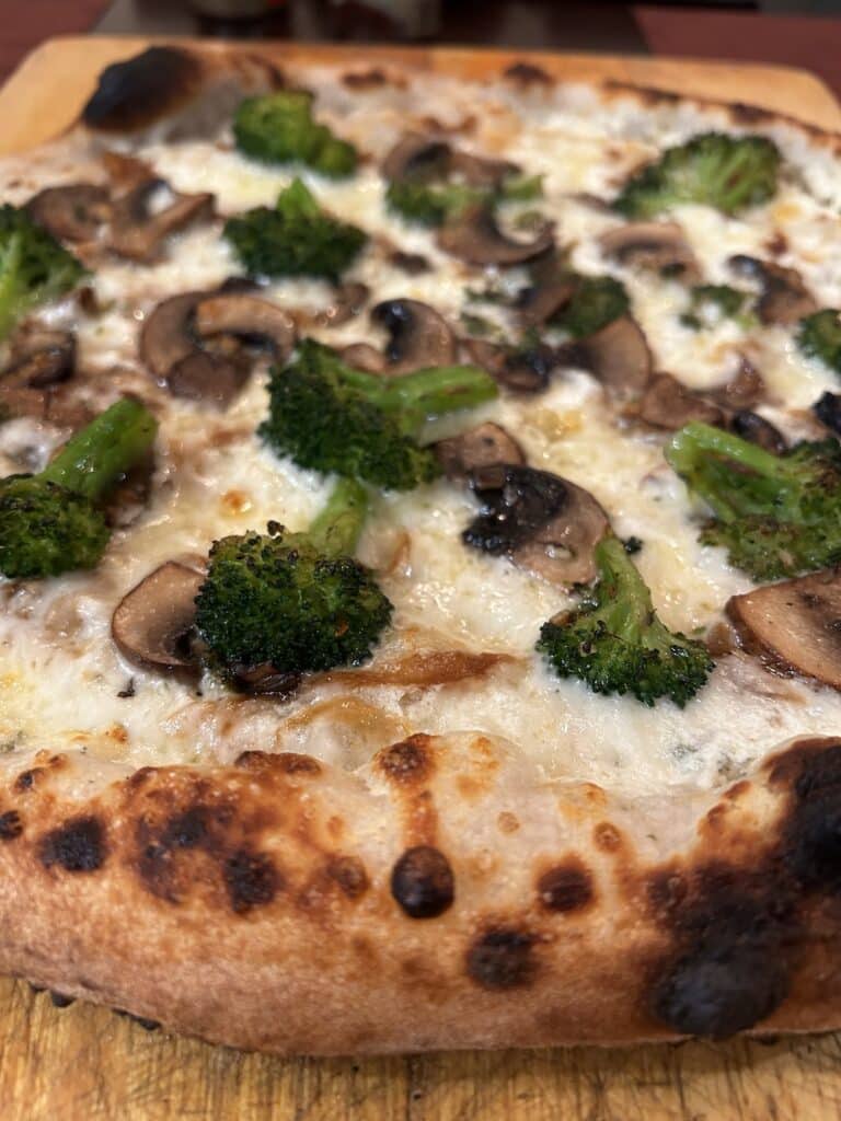 Bertello broccoli mushroom pizza