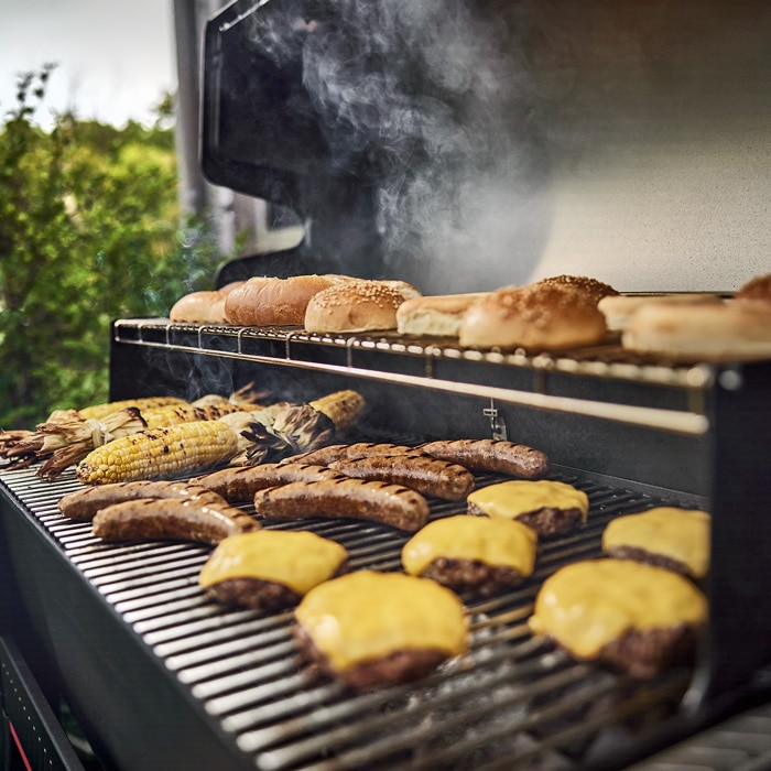 Weber Searwood high temperature grilling