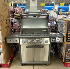 Members Mark Pro 5 Burner with Thermostatic Control.