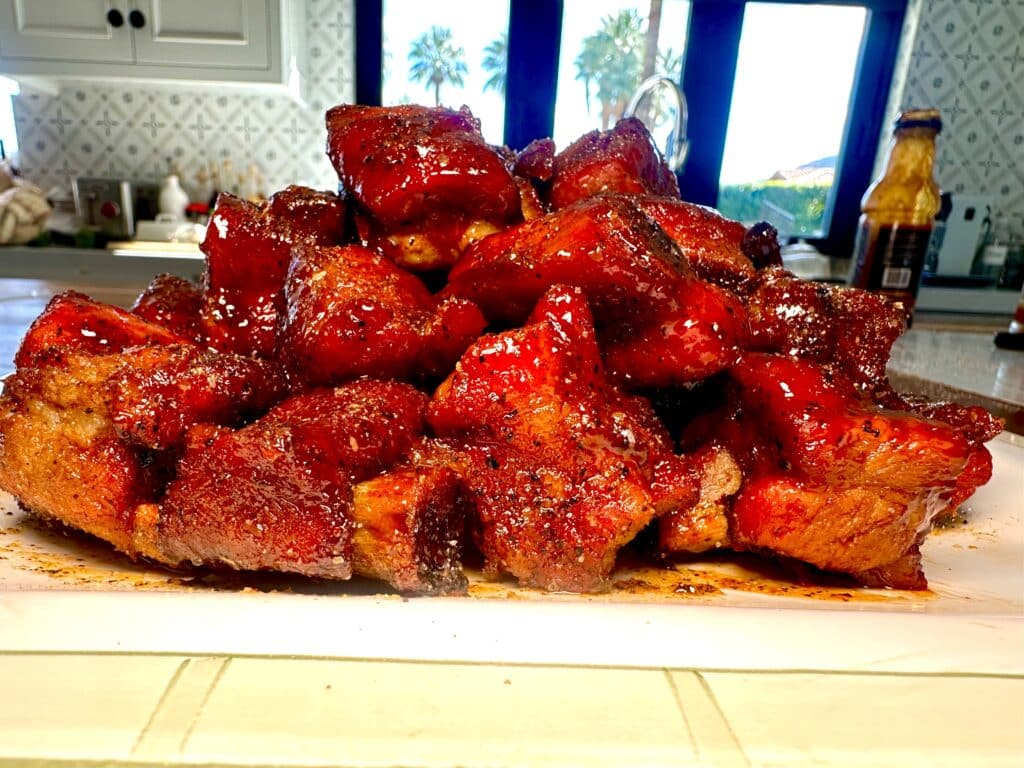 Sauced rib snacks.