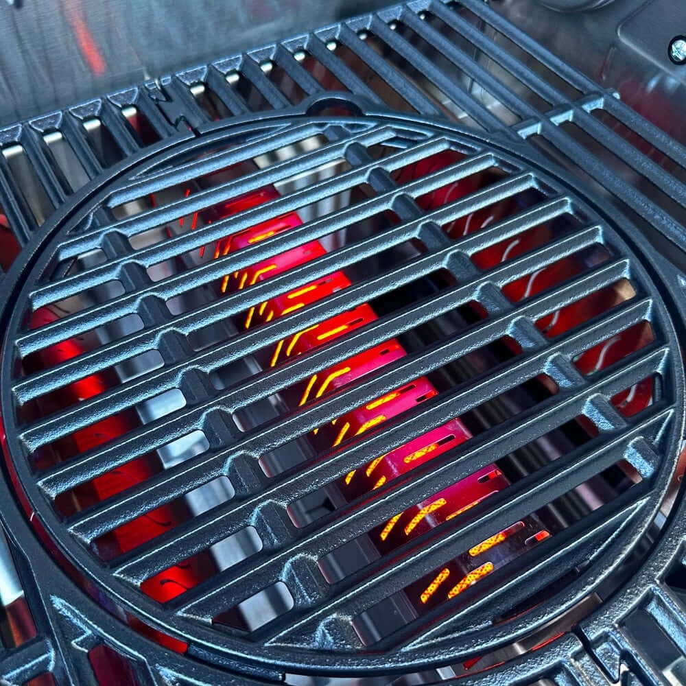 Monument Denali 605 Pro internal sear burner