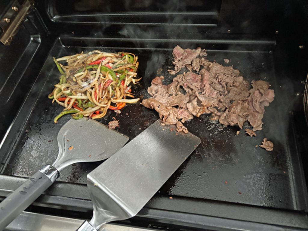 Ninja FlexFlame cheese steak