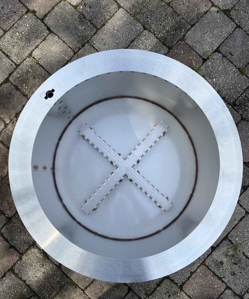 Breeo X-shaped air channels