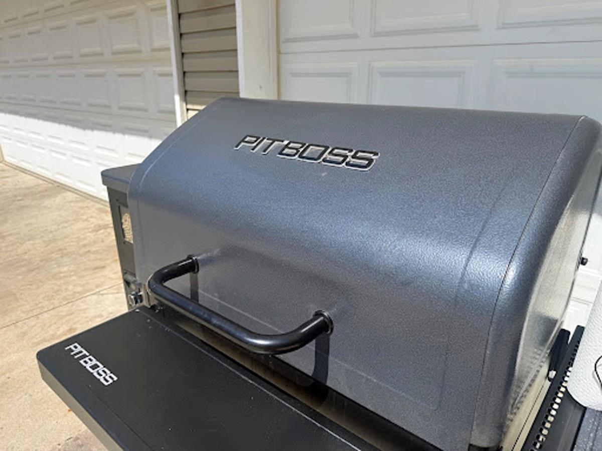 Pit Boss Navigator roll top lid
