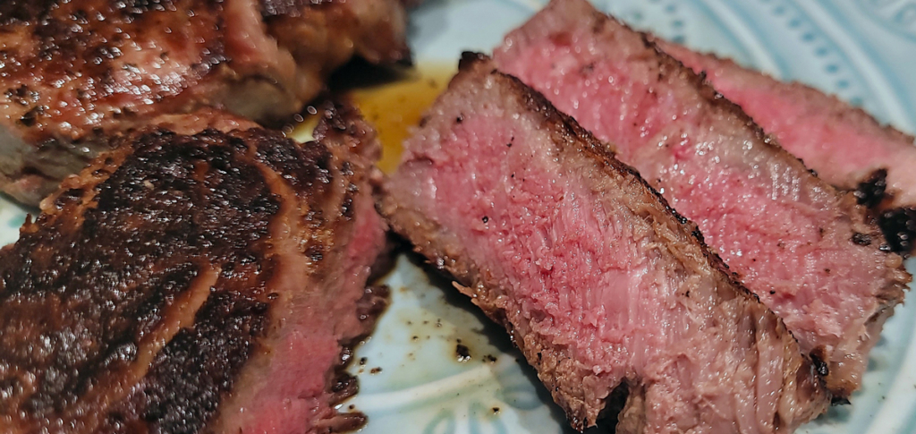 Napoleon Prestige 500 Connected reverse seared steak